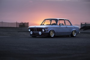 TH-BMW2002-FRONT3QUARTER